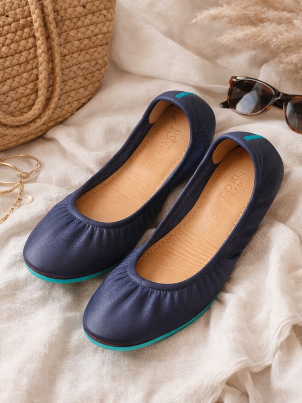 Tieks California Navy - Size 9 - Picture 2 of 9